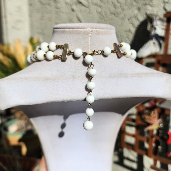 Vtg Jonne Necklace House of Schrager 1950s Milk Glass Givre AB Faceted Retro Mod - Picture 7 of 15